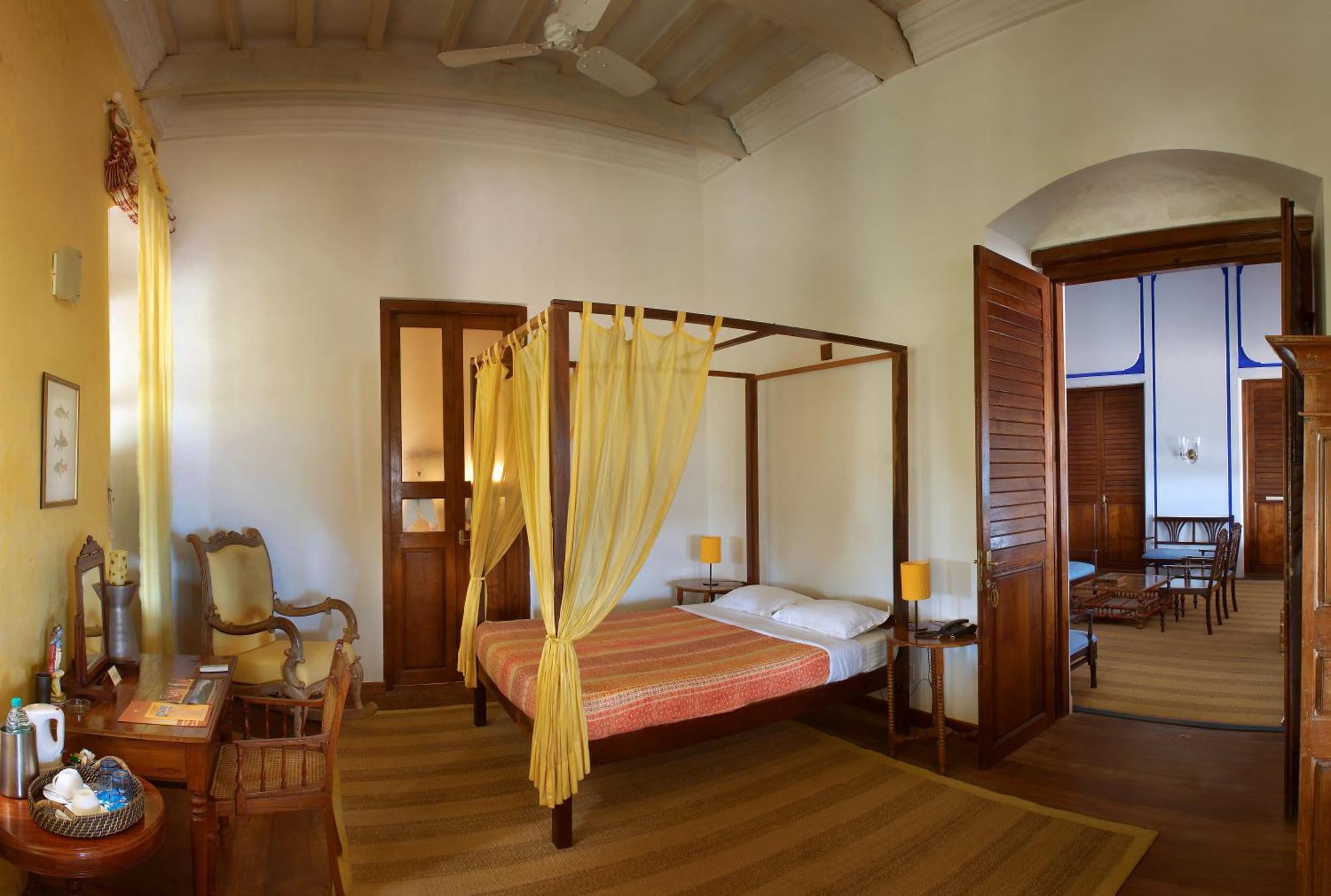 Neemrana'S - Bungalow On The Beach Tharangambadi Dış mekan fotoğraf