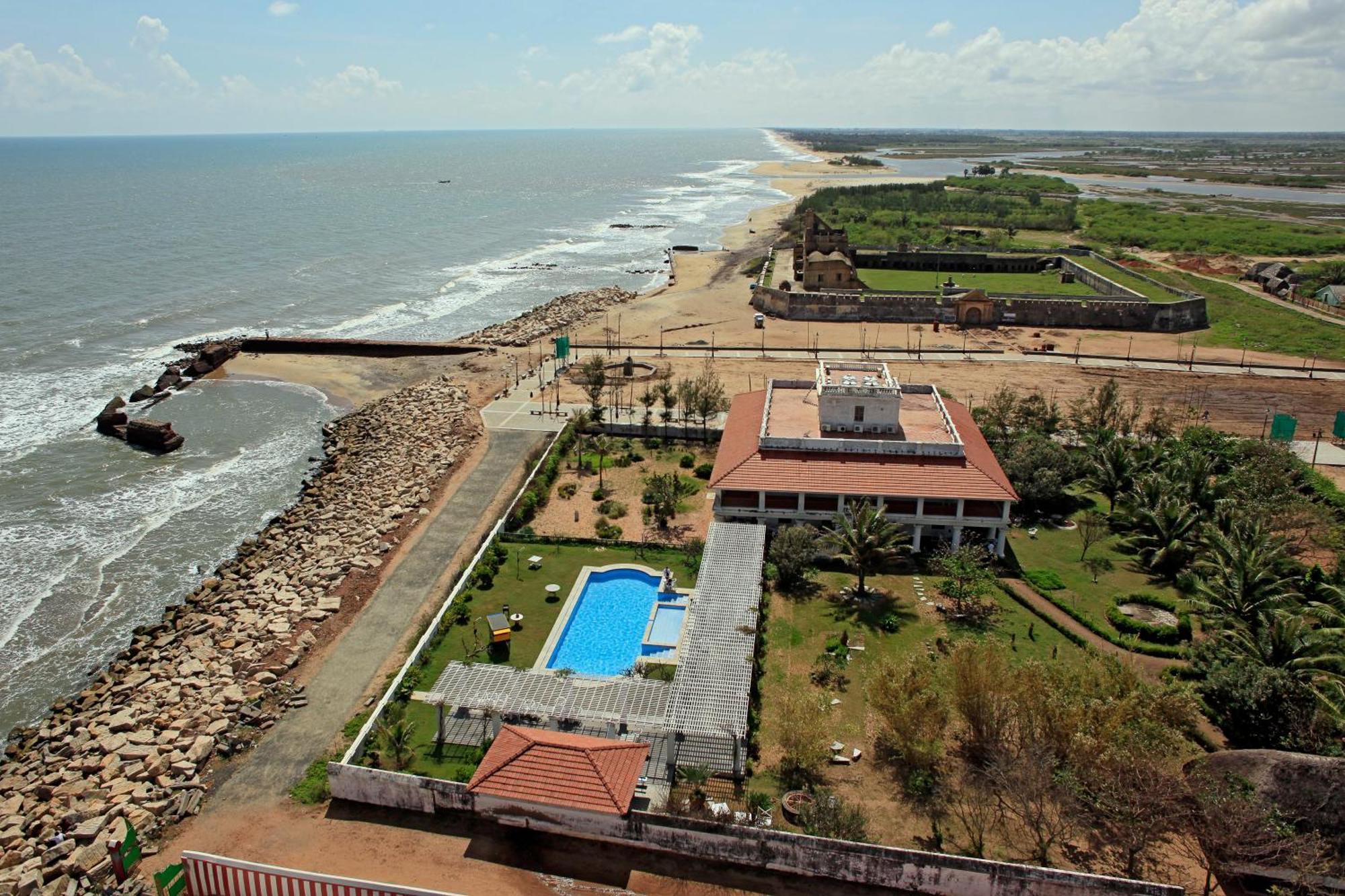 Neemrana'S - Bungalow On The Beach Tharangambadi Dış mekan fotoğraf